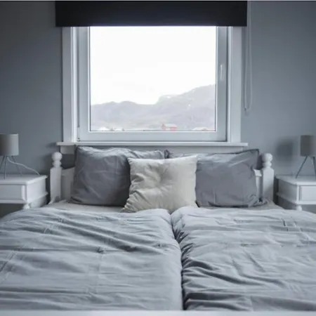 Location, Location, Location Dom wakacyjny *