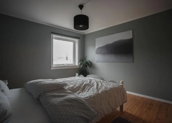 Location, Location, Location * Ervik (Vestland)